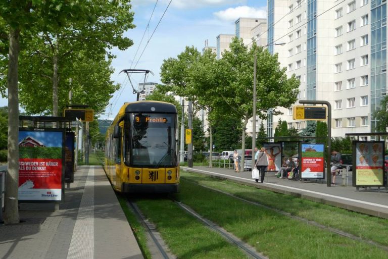 Dědino, pozor – přijíždí tramvaj, blíží se developeři